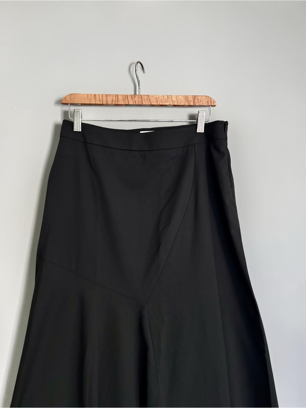 Marcella NYC Black Asymmetrical Seam Maxi Skirt Size Medium Minimalist - Picture 6 of 10